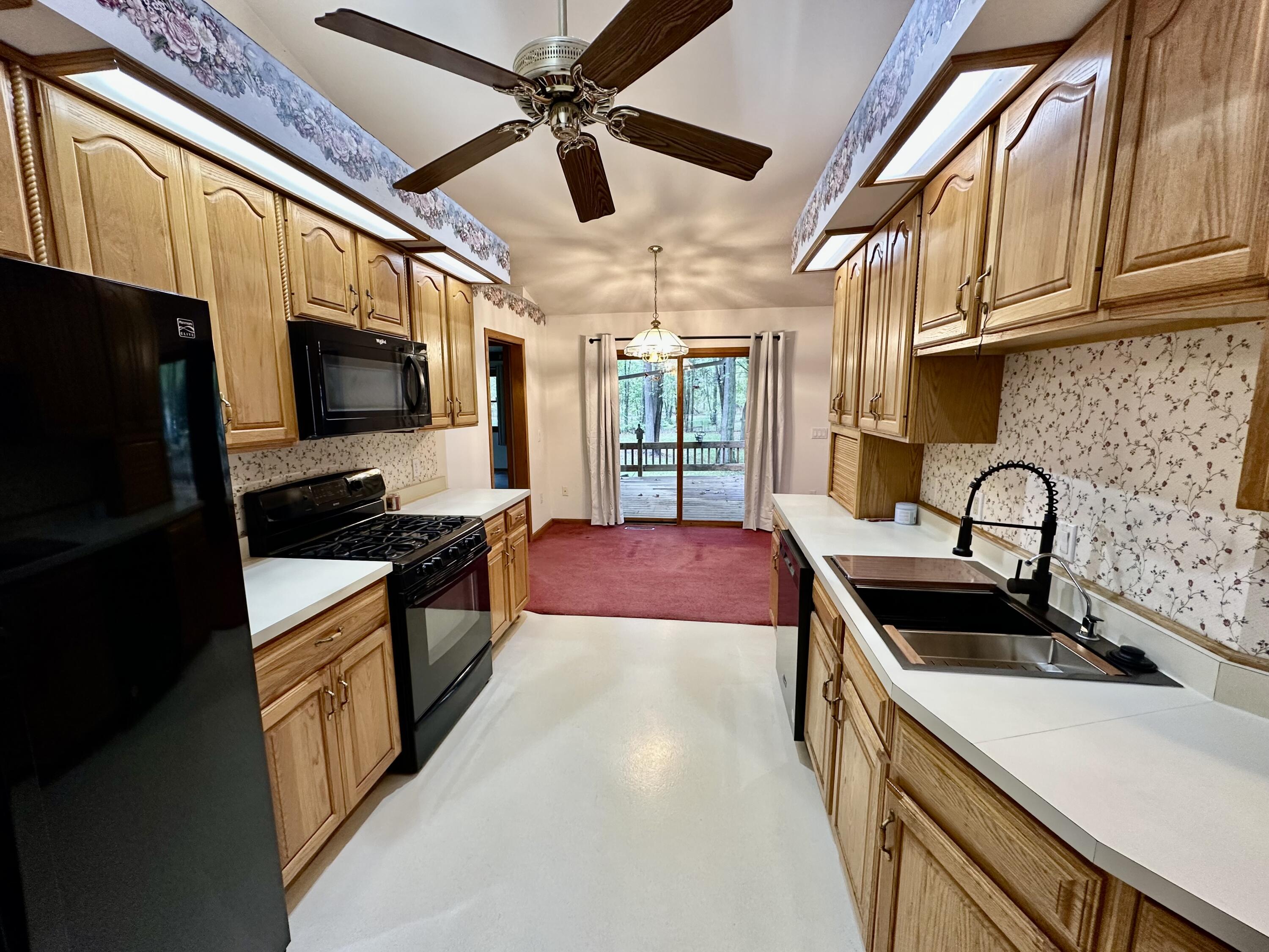 222 Randy Drive Coldwater, MI 49036 - Photo 18 of 62 IMG_9139