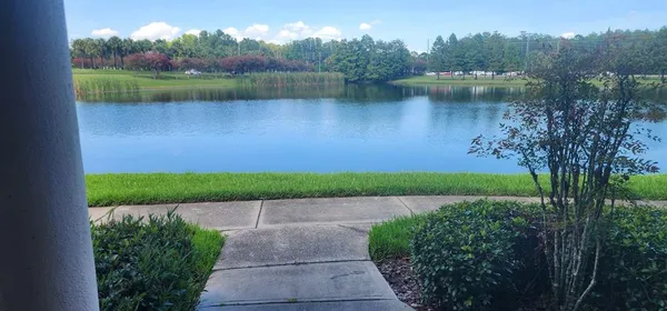 $2,100 | 2015 Reston Road, Unit 2211, Orlando, FL 32837