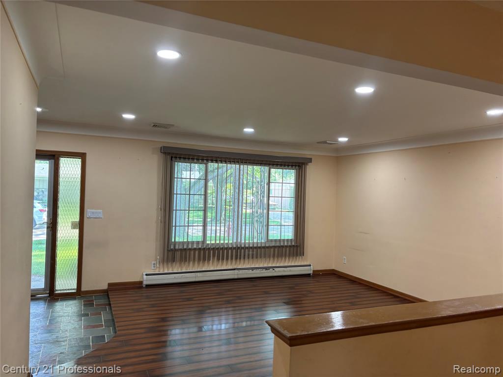 8105 Busch Street Center Line, MI 48015 - Photo 10 of 15 Gallery Image 10