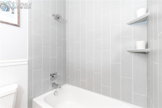 815 Cresta Road Colorado Springs, CO 80905 - Photo 17 of 30 Lovely main floor bathroom