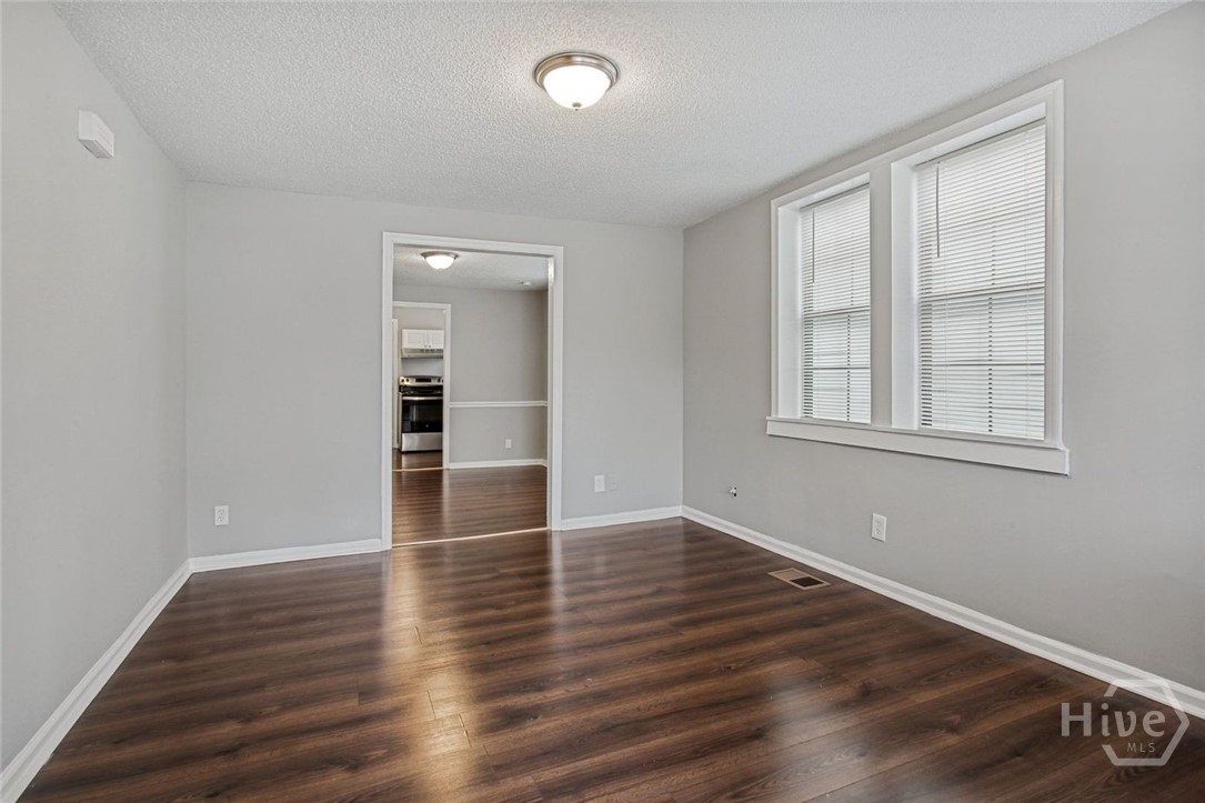 1036 West 38th Street Savannah, GA 31415 - Photo 5 of 21