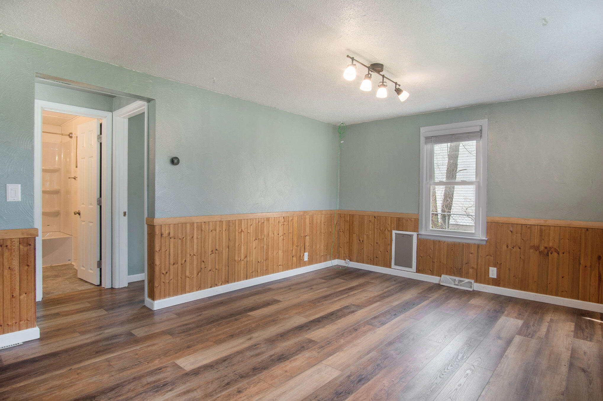 14 North Sheridan Road Muskegon, MI 49442 - Photo 5 of 11 DSC01231