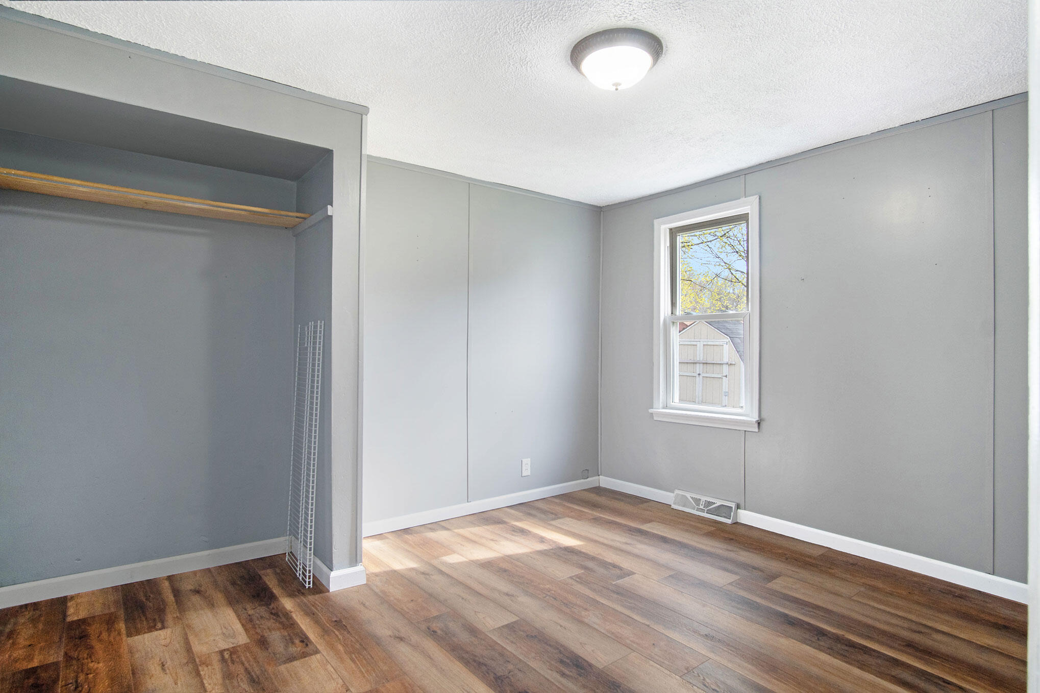 14 North Sheridan Road Muskegon, MI 49442 - Photo 8 of 11 DSC01245