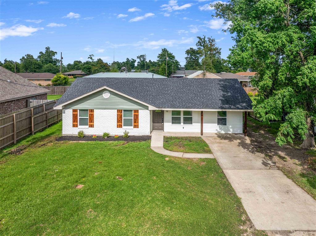 2213 Comanche Street Sulphur, LA 70663 - Photo 2 of 34