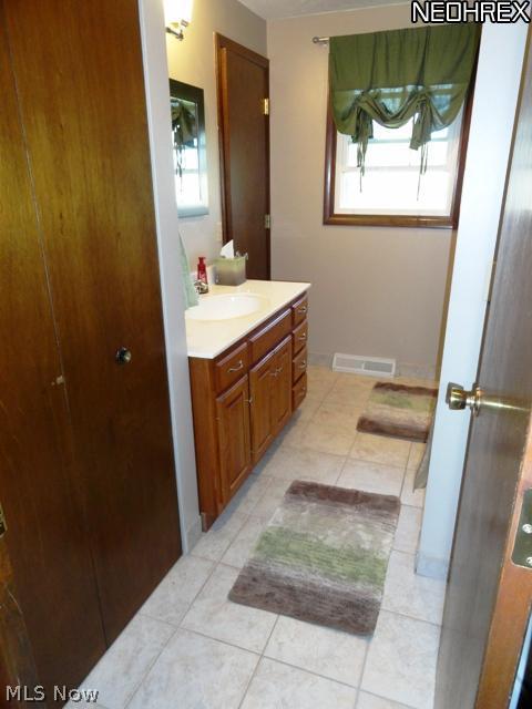 36888 Chestnut Ridge Road North Ridgeville, OH 44039 - Photo 15 of 19 Gallery Image 15