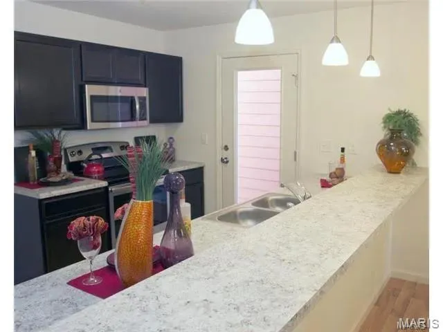 $2,400 | Undisclosed Address, St. Charles, MO 63301