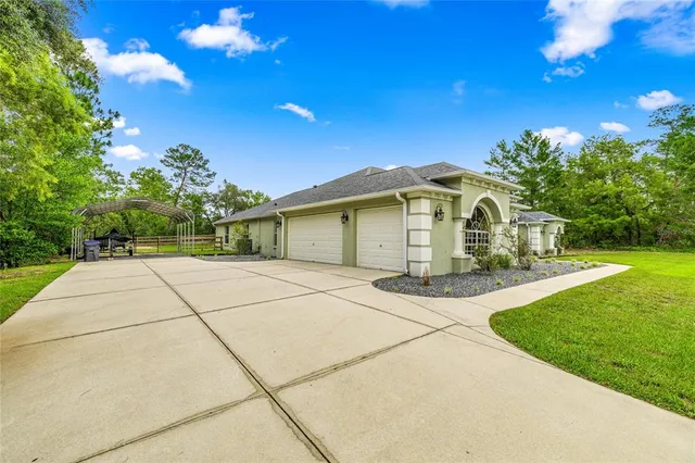 $640,000 | 8628 North Iberian Drive, Citrus Springs, FL 34433