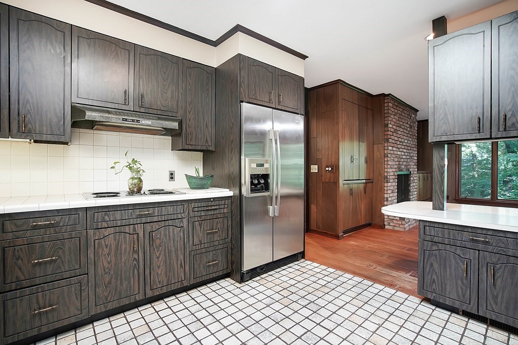 182 Englewood Road Longmeadow, MA 01106 - Photo 6 of 31 Gallery Image 6