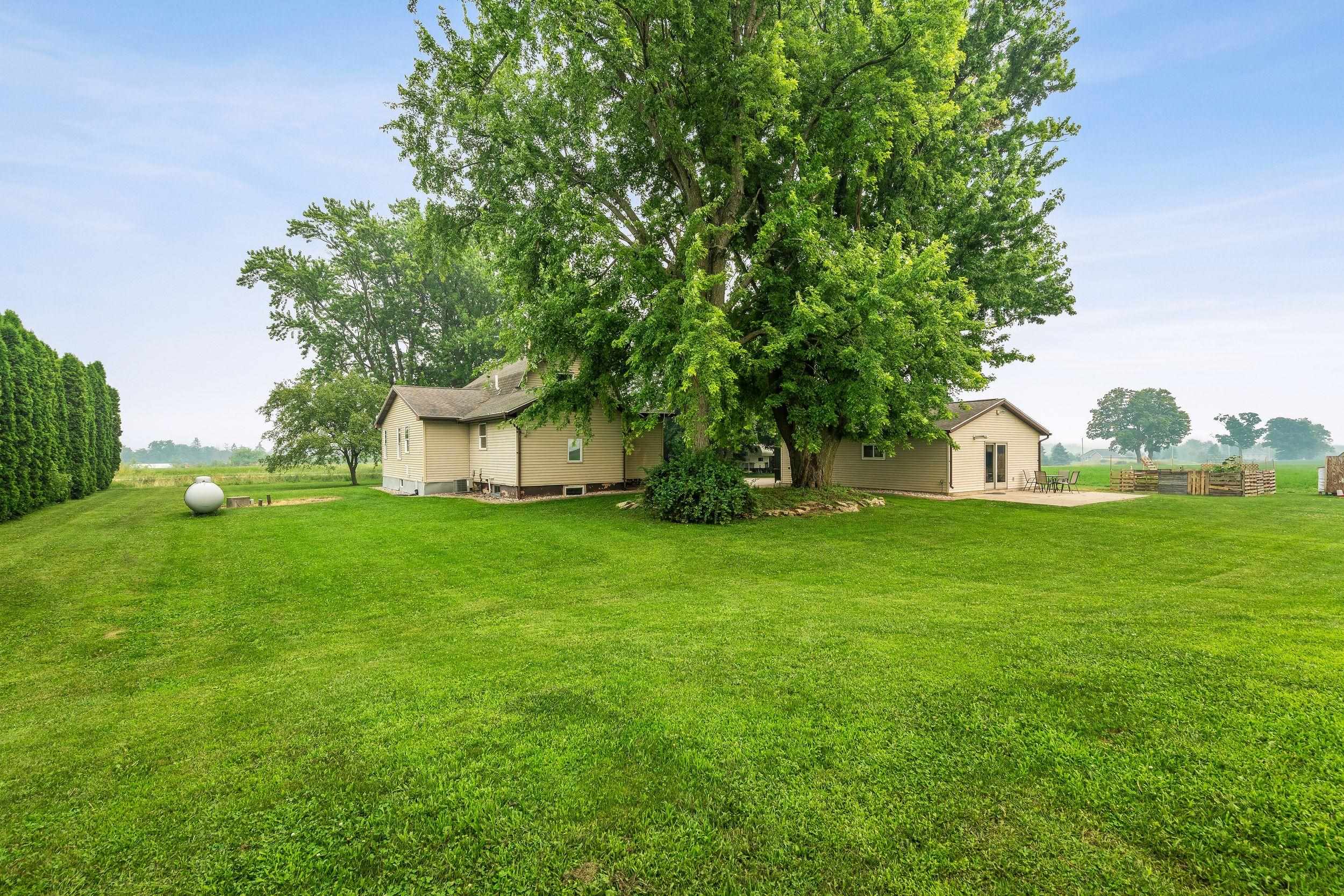 N5403 County Road West New London, WI 54961 - Photo 34 of 43