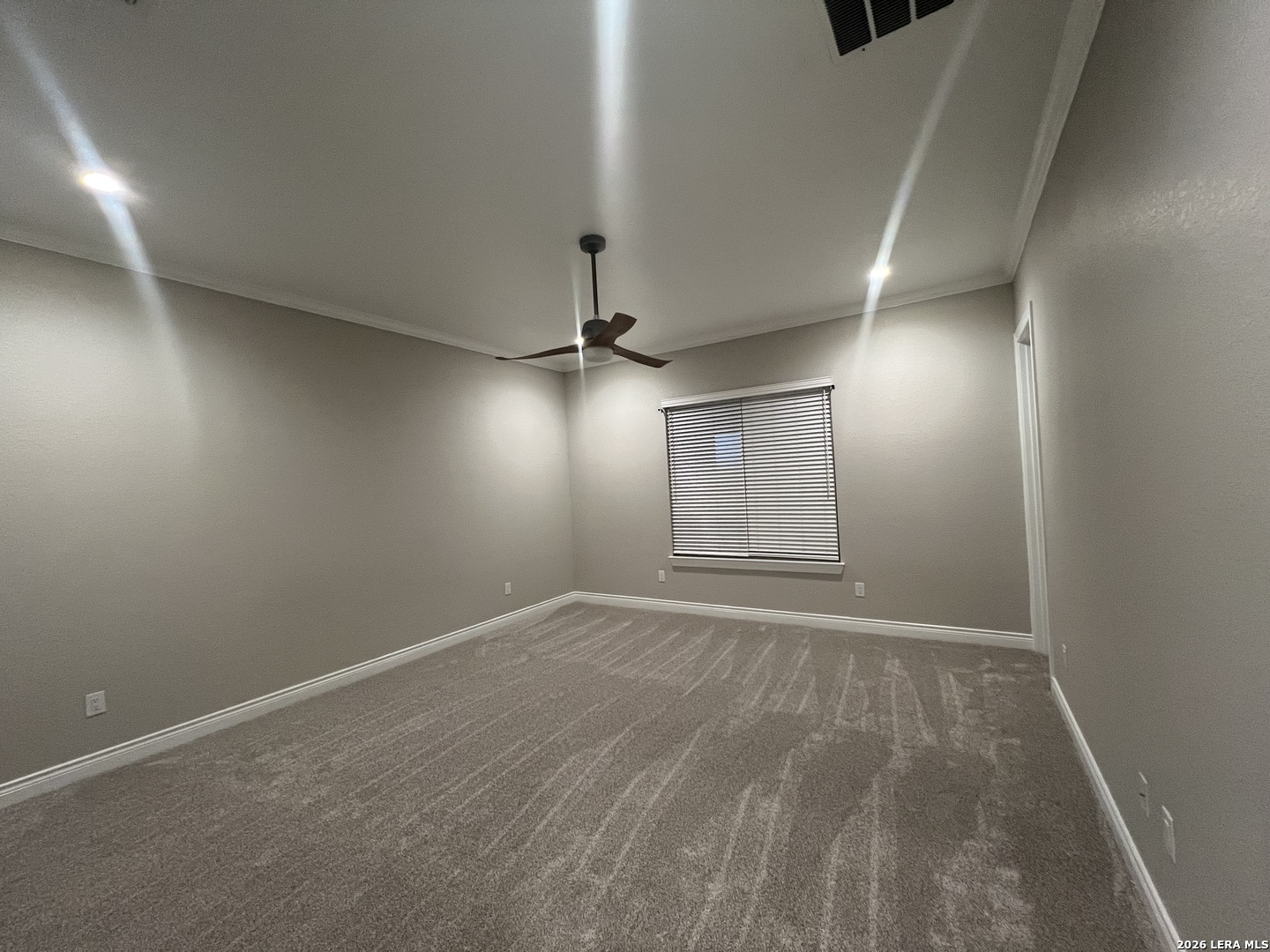 4811 Viewcrest Road San Antonio, TX 78217 - Photo 10 of 32 Gallery Image 10