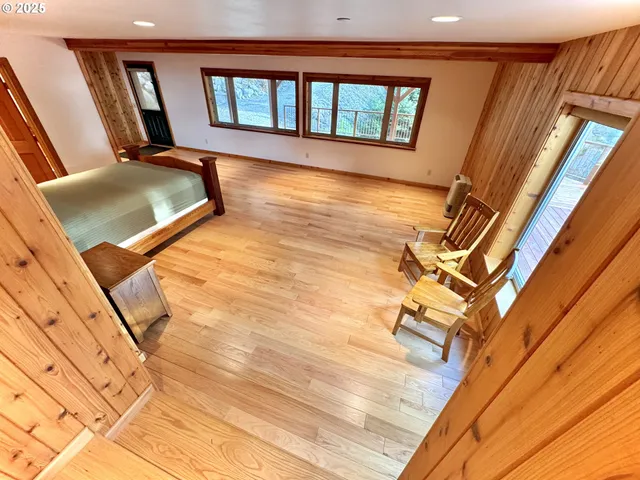 a view of an entryway