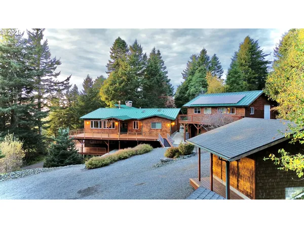 $2,600,000 | 94330 Schreiber Drive, Gold Beach, OR 97444