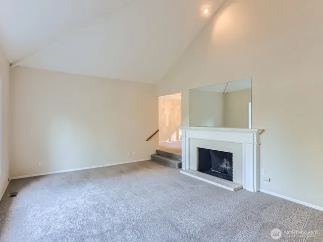 $4,700 | 3810 110th Place Northeast, Bellevue, WA 98004