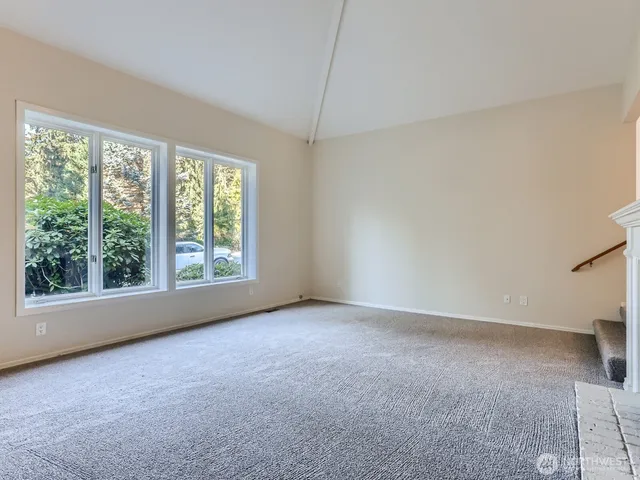 $4,700 | 3810 110th Place Northeast, Bellevue, WA 98004