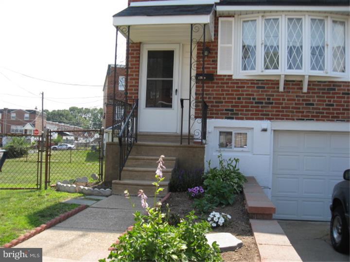 12500 Chilton Road Philadelphia, PA 19154 - Photo 2 of 24 Exterior