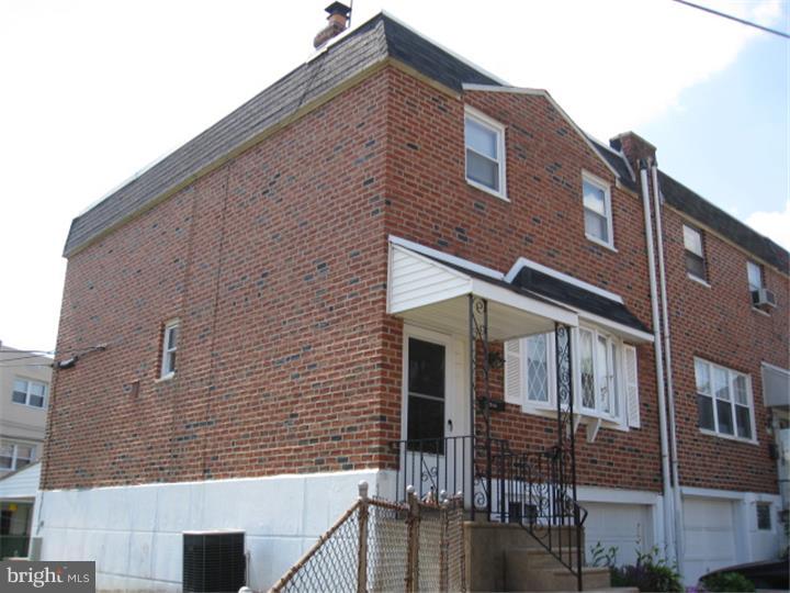12500 Chilton Road Philadelphia, PA 19154 - Photo 21 of 24 Exterior Side