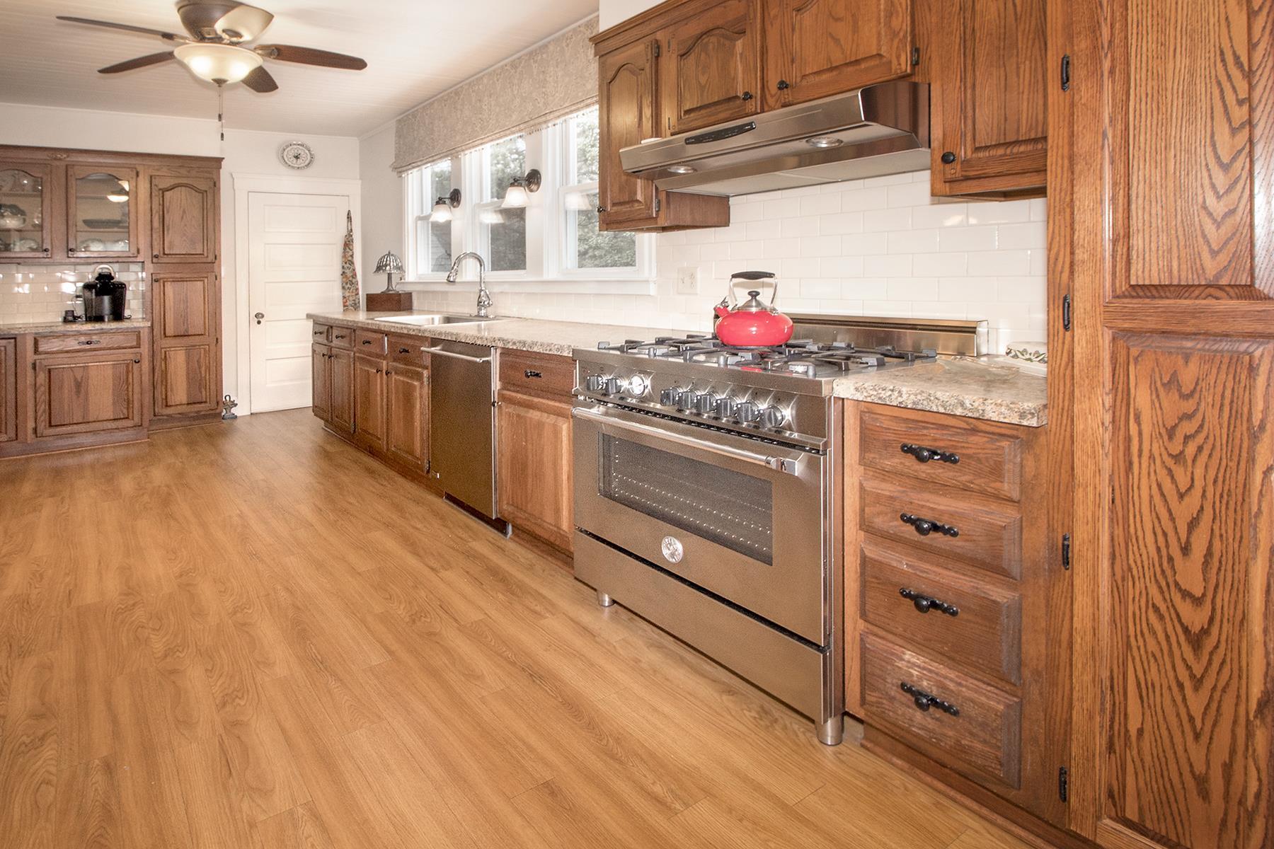 1210 Shore Road Linwood, NJ 08221 - Photo 9 of 20 Gallery Image 9