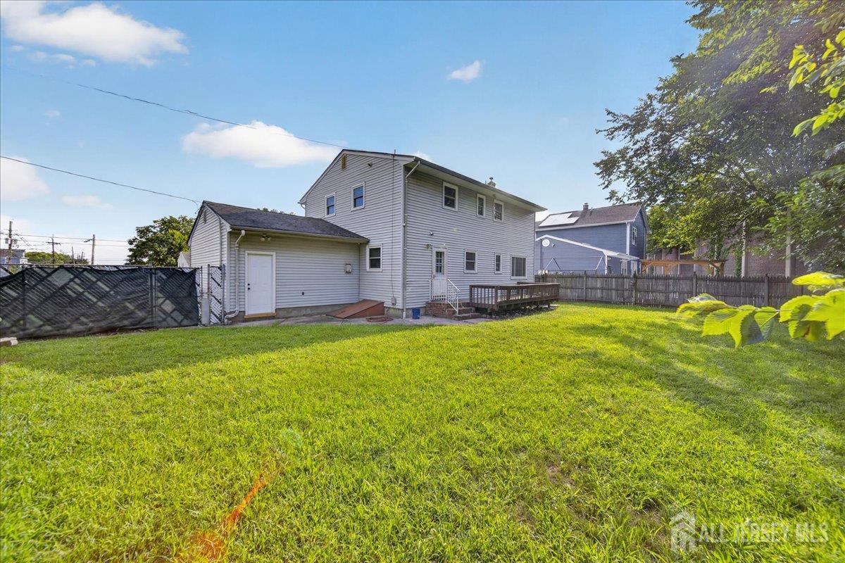 204 Marlin Road Fords, NJ 08863 - Photo 25 of 28 Gallery Image 25
