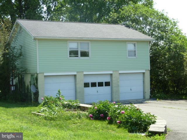 9365 Ramey Road Marshall, VA 20115 - Photo 3 of 20 Exterior (General)