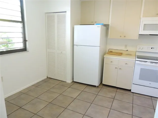 wooden floor in a empty room
