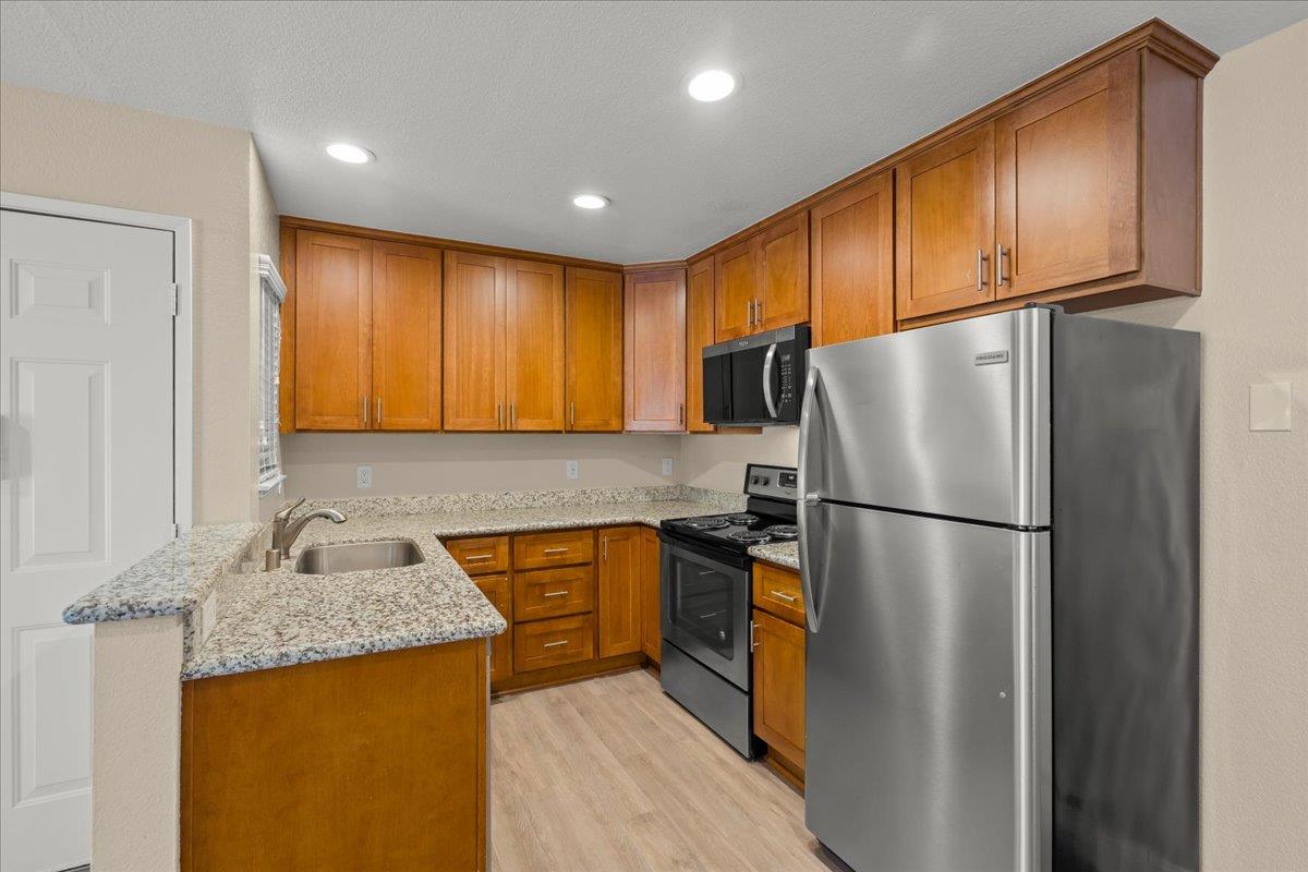 16424 Foothill Boulevard Castro Valley, CA 94578 - Photo 13 of 24