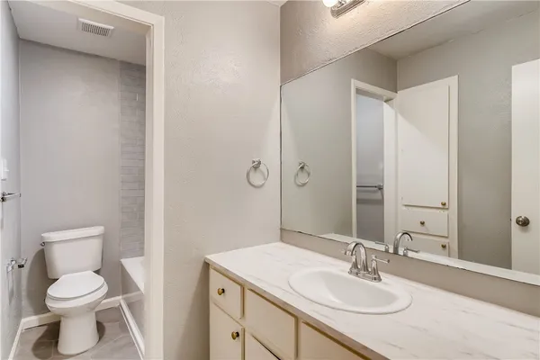 $1,750 | 102 Nicole Cove, Unit A, Round Rock, TX 78664