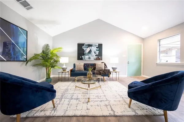 $1,750 | 102 Nicole Cove, Unit A, Round Rock, TX 78664