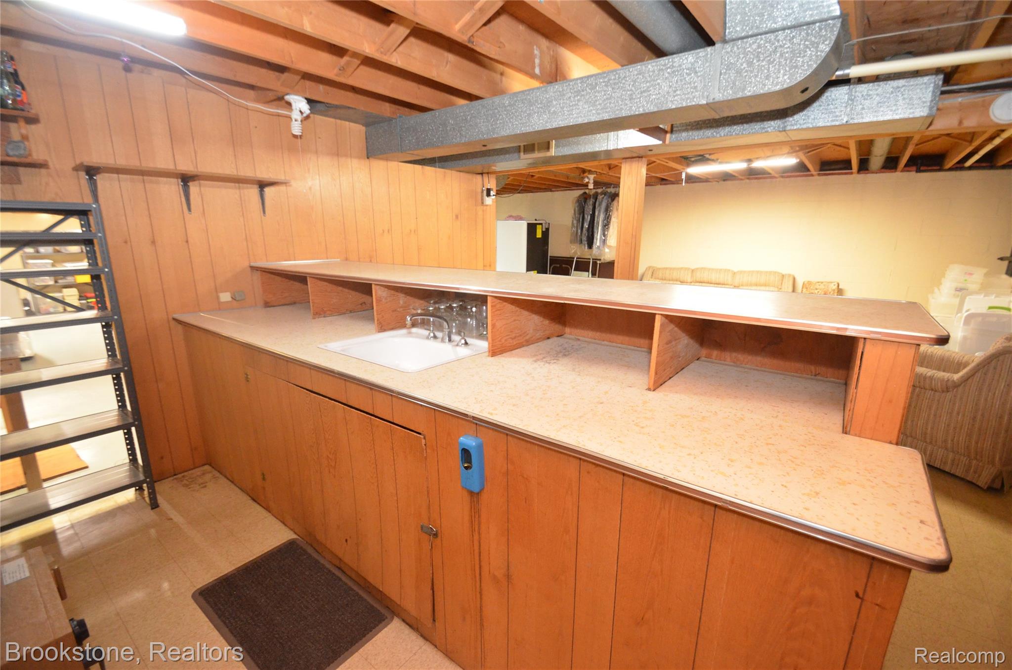 2822 Frembes Road Waterford, MI 48329 - Photo 19 of 25 DSC_0228.jpg
