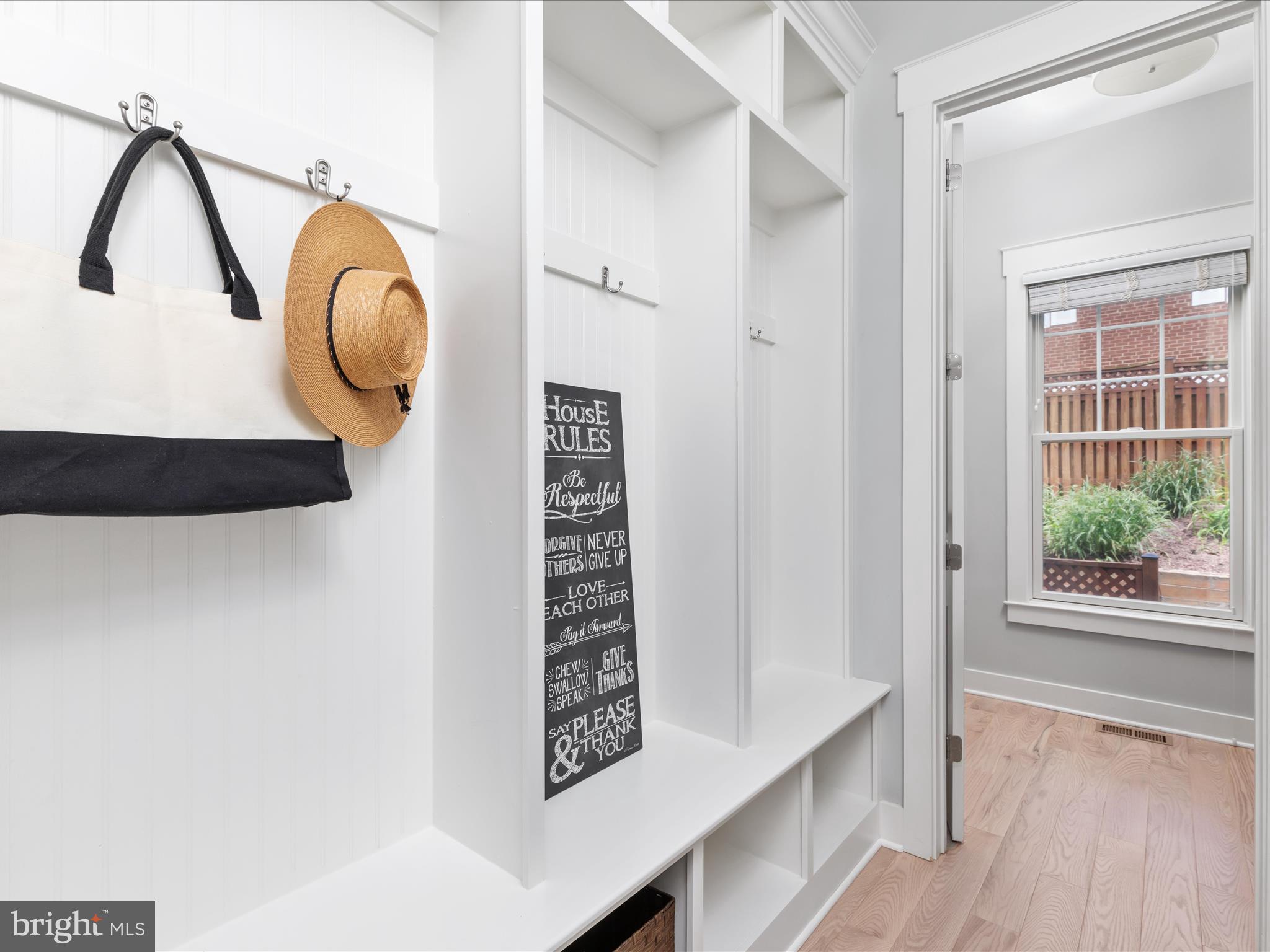 4007 Chesterbrook Road Arlington, VA 22207 - Photo 18 of 70 Mudroom