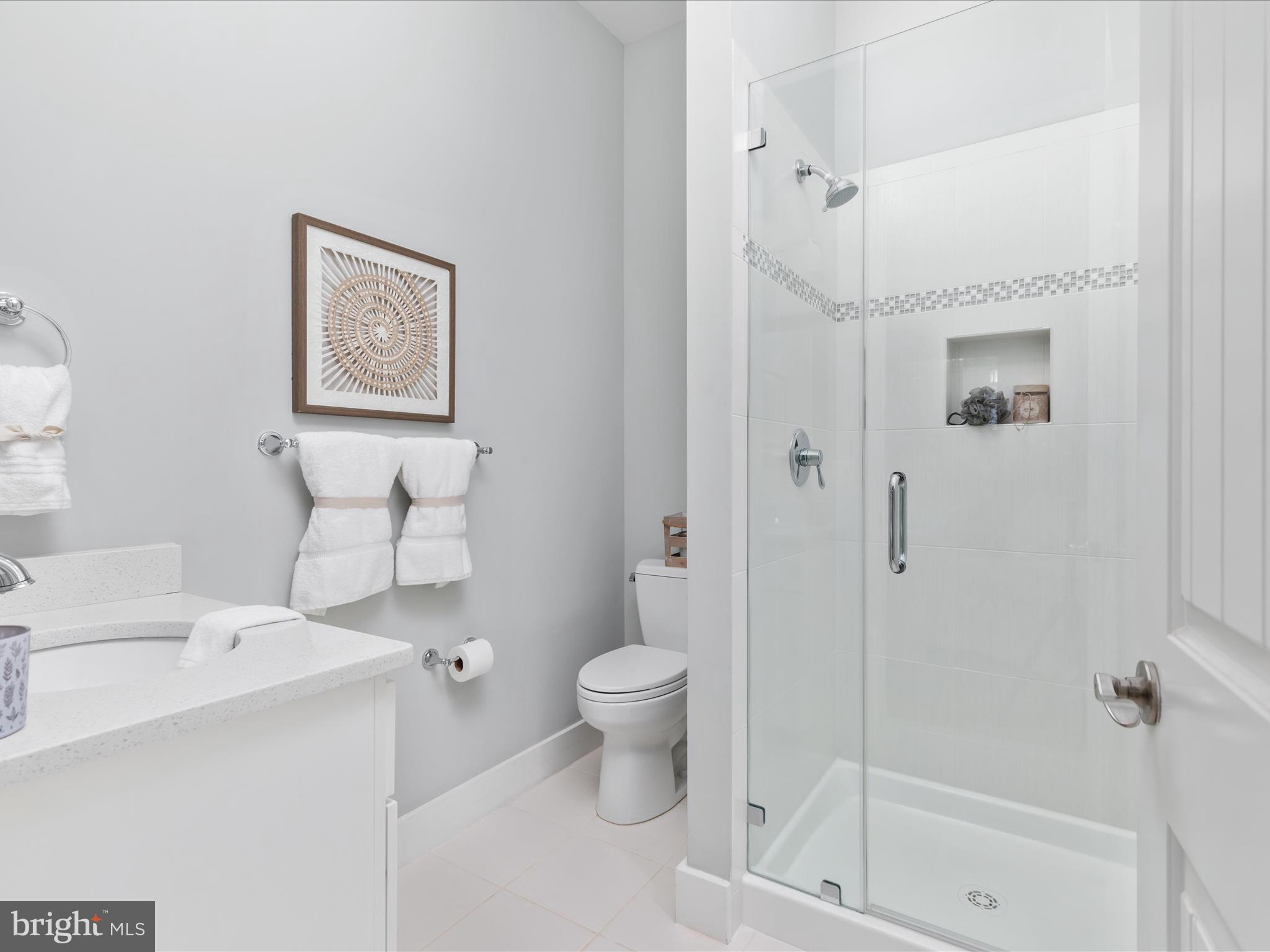 4007 Chesterbrook Road Arlington, VA 22207 - Photo 22 of 70 Main Level Bedroom Full Bath