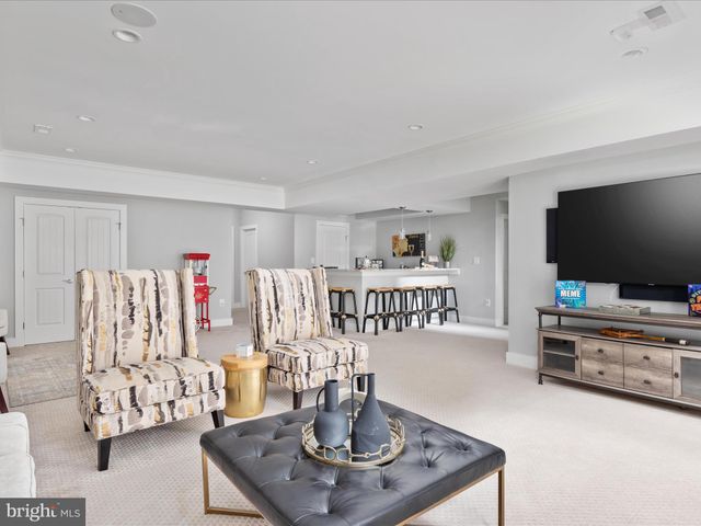 $2,300,000 | 4007 Chesterbrook Road, Arlington, VA 22207