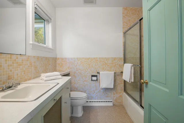 $7,000,000 | 21 Starboard Lane, York, ME 03909