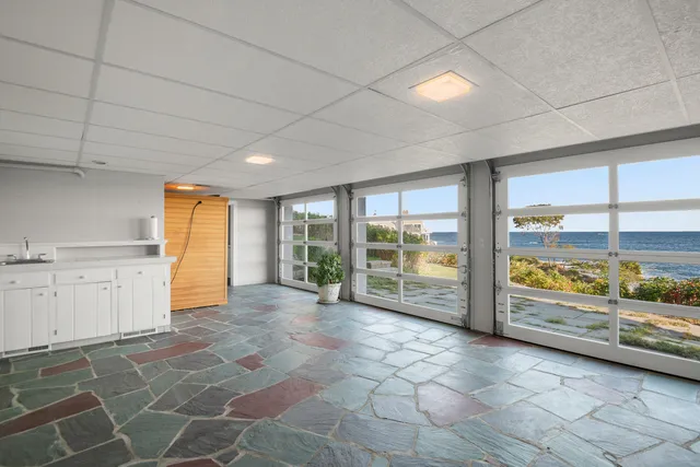 $7,000,000 | 21 Starboard Lane, York, ME 03909