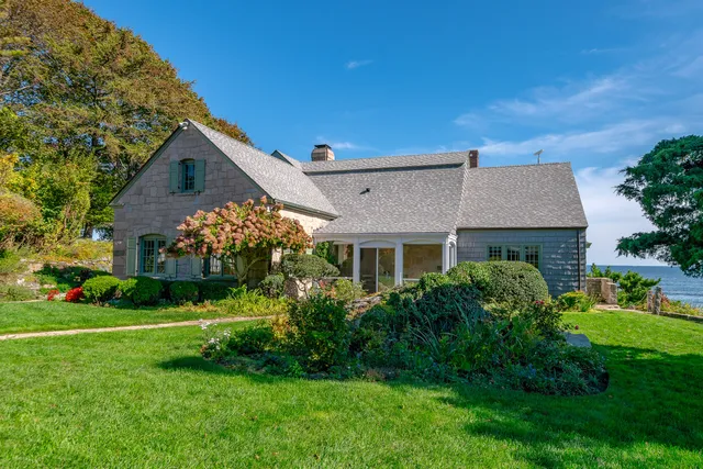 $7,000,000 | 21 Starboard Lane, York, ME 03909