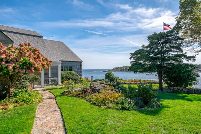 $7,000,000 | 21 Starboard Lane, York, ME 03909