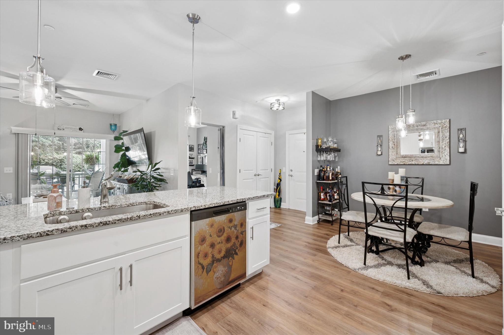 600 Harvin Way, Unit 611 Brookhaven, PA 19015 - Photo 3 of 18
