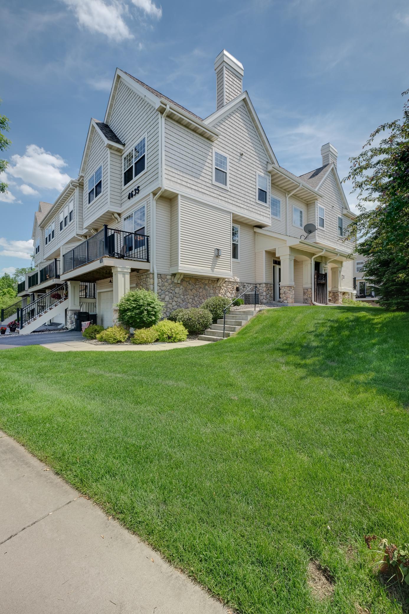 4635 Victor Path, Unit 8 Hugo, MN 55038 - Photo 1 of 1 Gallery Image 1