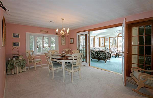 41 Eaton Road West Framingham, MA 01701 - Photo 5 of 20 Gallery Image 5