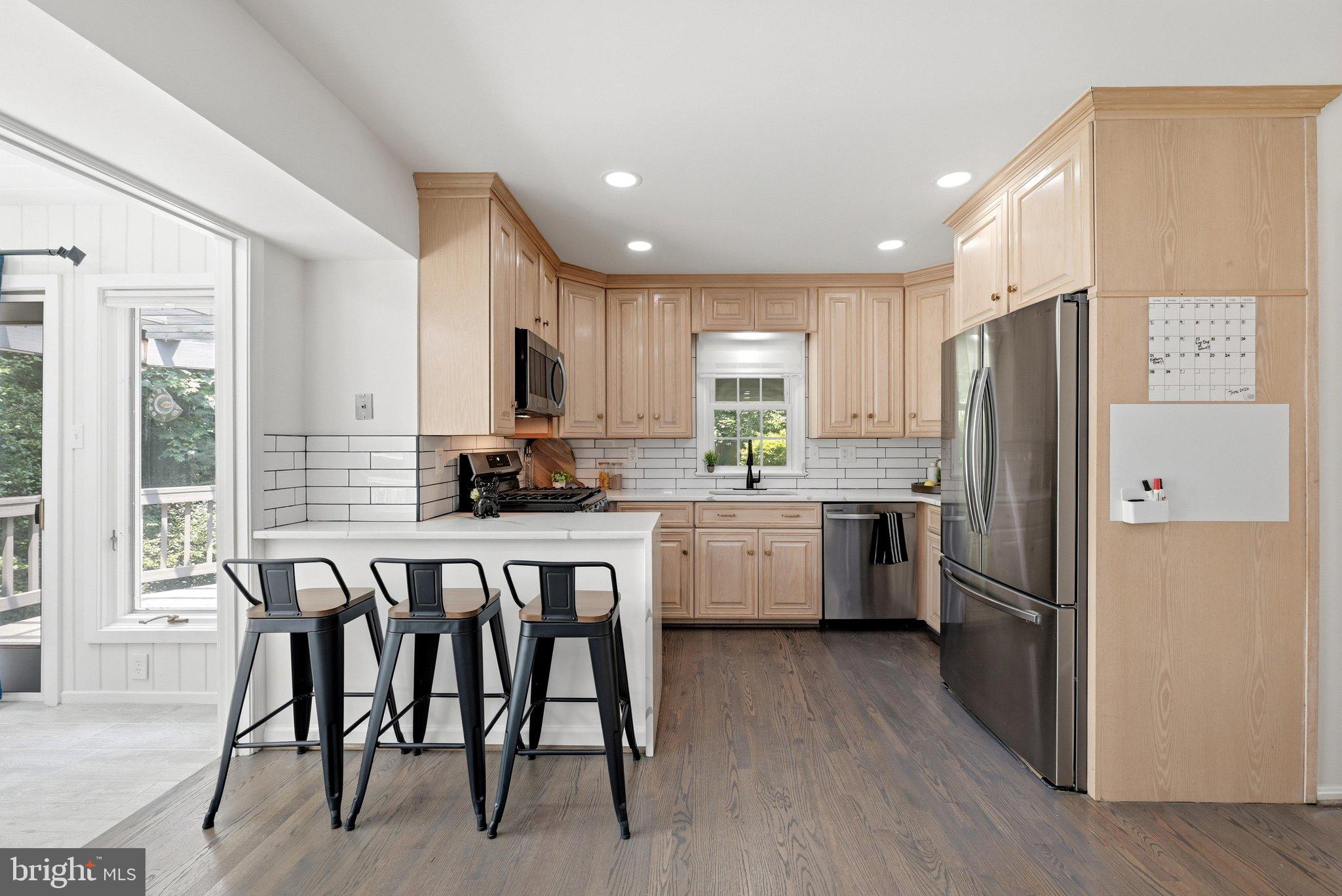 7202 Sampal Place Springfield, VA 22153 - Photo 4 of 44 Kitchen