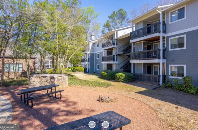 $1,635 | 8085 Adair Lane, Unit 4320, Sandy Springs, GA 30350