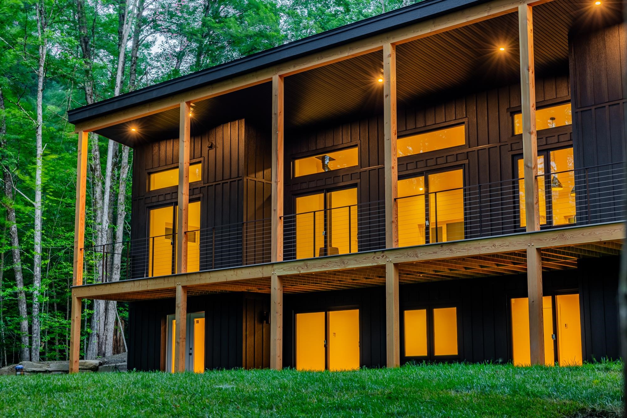 399 Bentley Road Hartford, VT 05059 - Photo 4 of 58