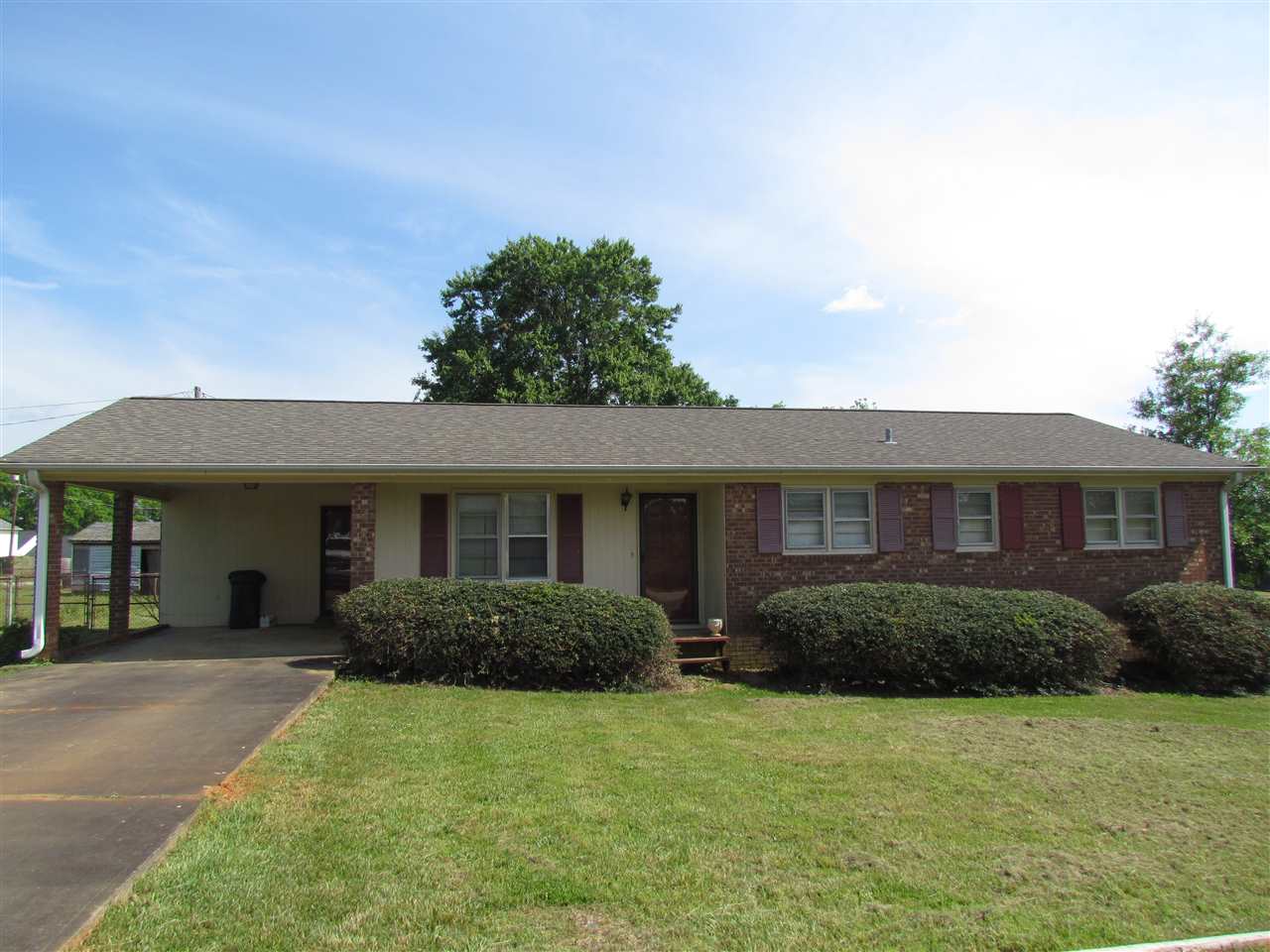 125 Boyd Road Boiling Springs, SC 29316 - Photo 1 of 9