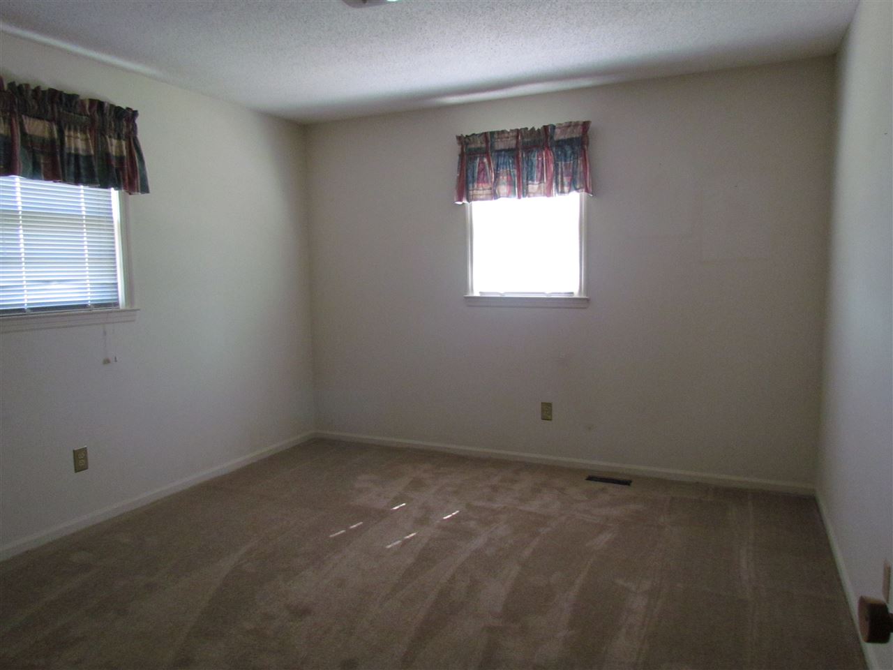 125 Boyd Road Boiling Springs, SC 29316 - Photo 7 of 9