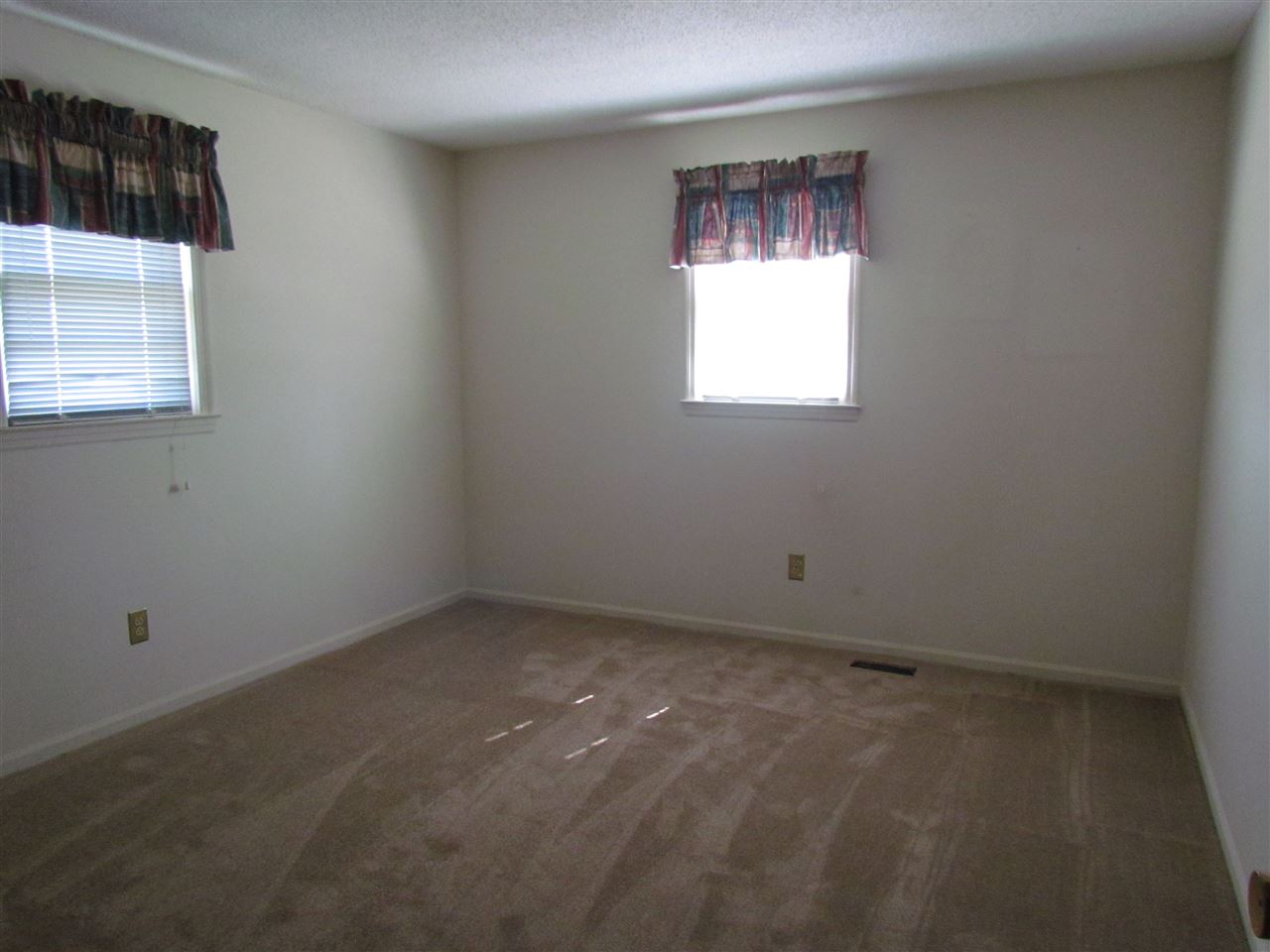 125 Boyd Road Boiling Springs, SC 29316 - Photo 8 of 9