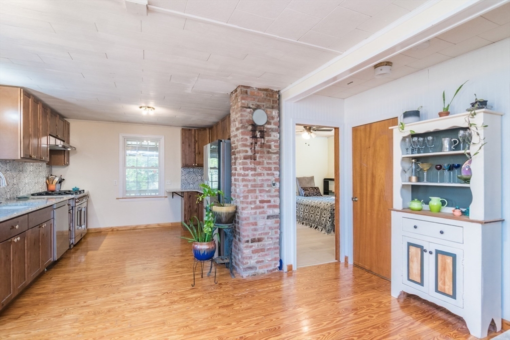 143 Barney Hale Road Gill, MA 01354 - Photo 9 of 41