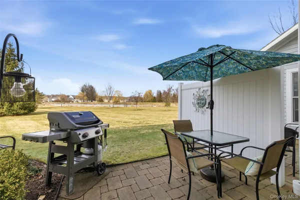 $685,000 | 324 Ivy Trail, Rhinebeck, NY 12572