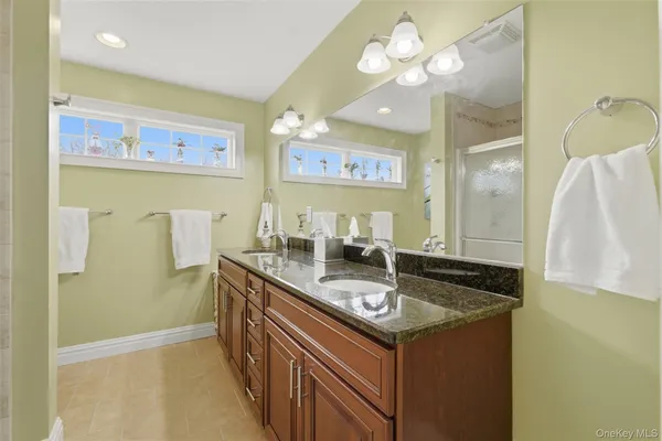 $685,000 | 324 Ivy Trail, Rhinebeck, NY 12572