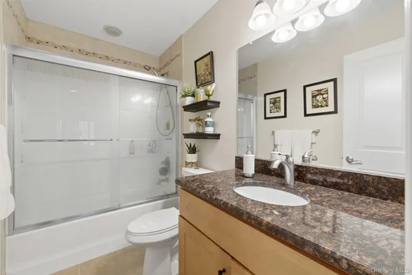 $685,000 | 324 Ivy Trail, Rhinebeck, NY 12572