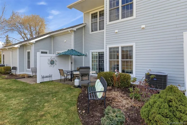 $685,000 | 324 Ivy Trail, Rhinebeck, NY 12572