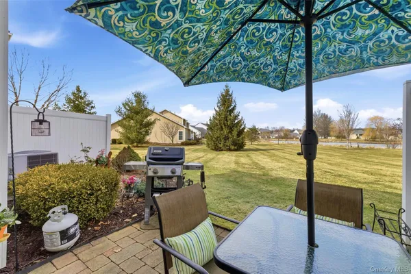 $685,000 | 324 Ivy Trail, Rhinebeck, NY 12572